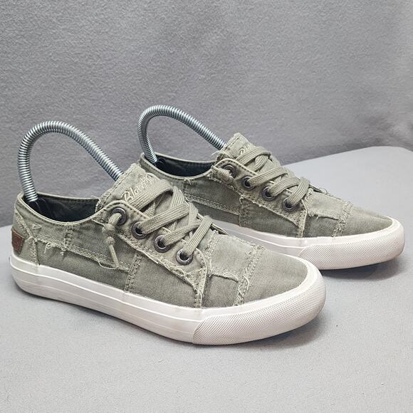 Blowfish Malibu Women's Green Avocado Smoked Canvas Sneaker Size 6 - Picture 1 of 8